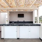 Elefant Apartment In Cabo\'S Touristic Downtown