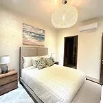 Fully Equipped 3 Bedroom Luxury Apartment