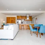 Vista Mare Oasis