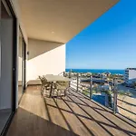 Best View Rooftop With Heated Jacuzzi