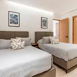 6-8 Guests - Mistiq Cabo