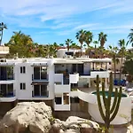 Apartment Near The Beach With Terrace #10