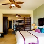 The Family Club At Cd Los Cabos Resort