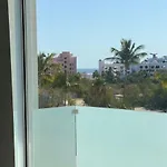 Apartamento 3 Recamaras En Marea Los Cabos Playa Medano Csl