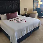 Pueblo Bonito Sunset Beach Golf & Spa Resort