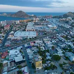 Stunning Apartment Downtown Cabo Apartment 2