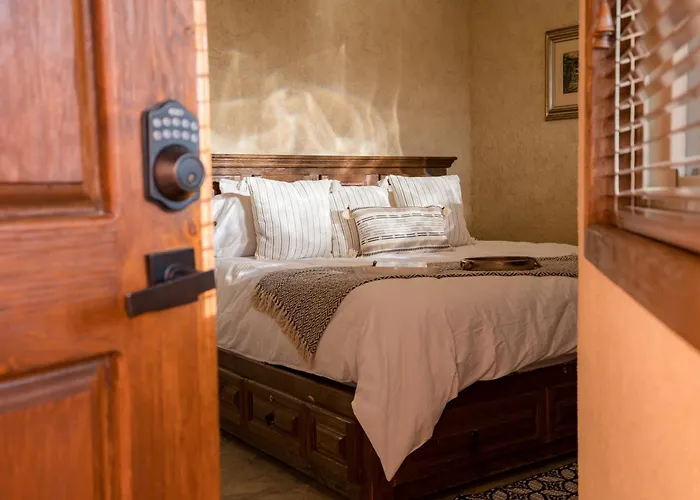 Beachside Bliss Studio, Walk To The Marina And Beach