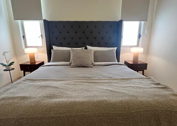 Beautyful And Stuning Condo 3Bd