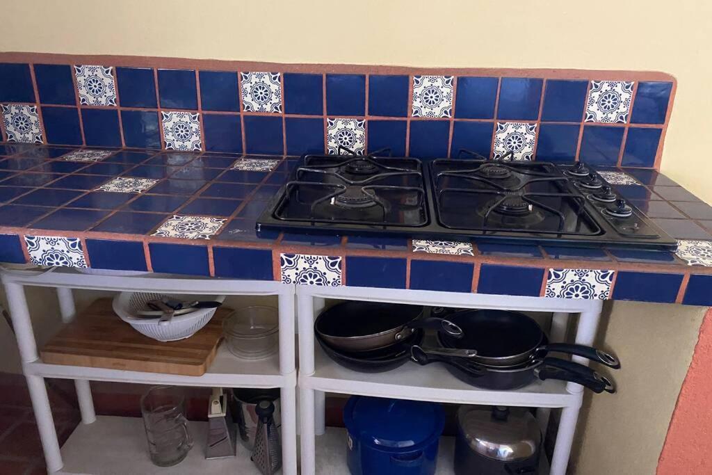 Casa Greg Beautiful 2 Bedroom House Adults Only Сasa de vacaciones *