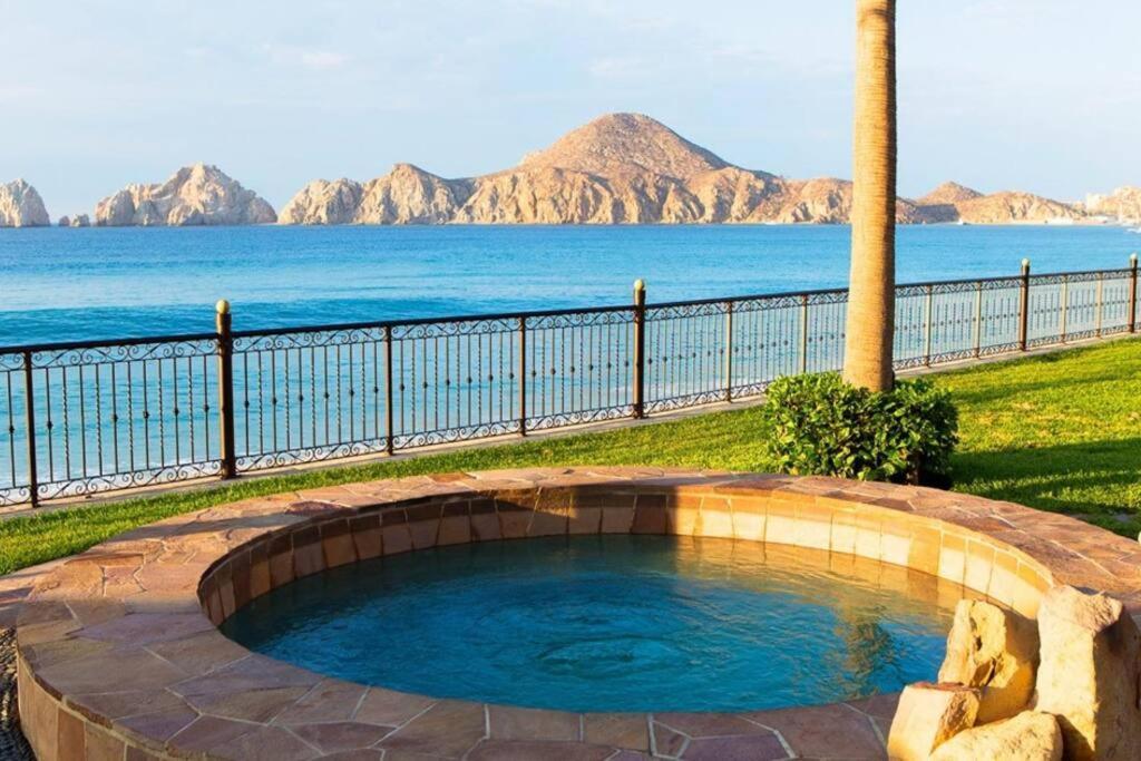 Beachfront Living At La Apartment Cabo San Lucas