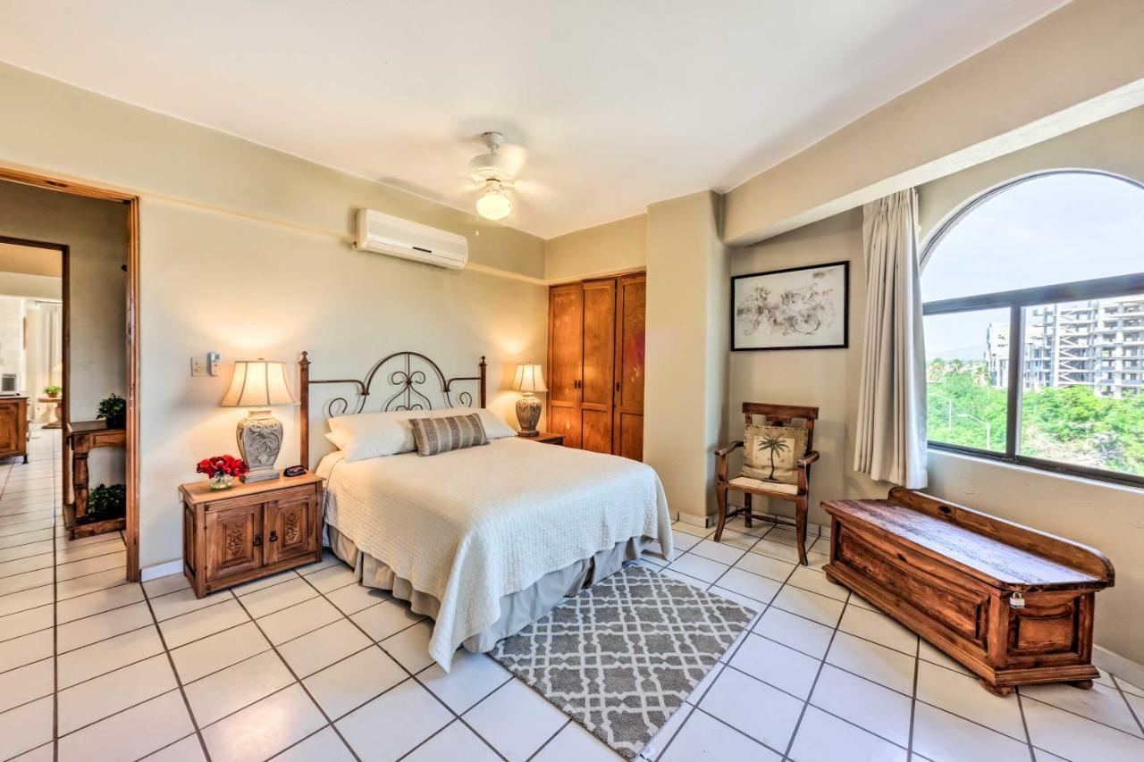 Chic Getaway Less Than 2 Miles To Beaches! Apartment *