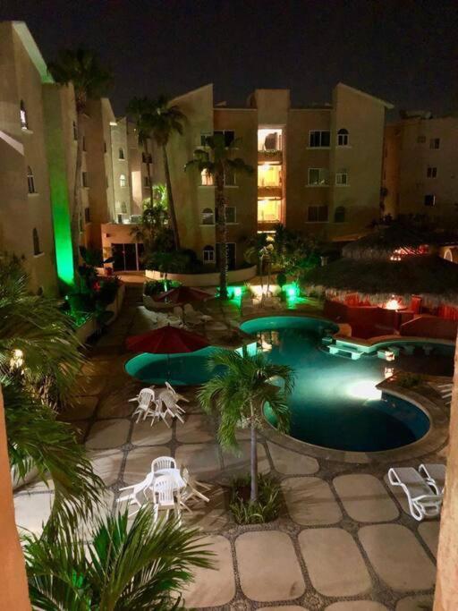Apartamento Cozy Downtown Apt. Walking Distance To The Beach. *