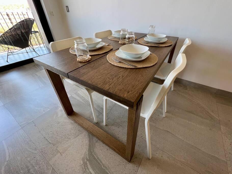 Apartment Pet Friendly 2br 2ba In *