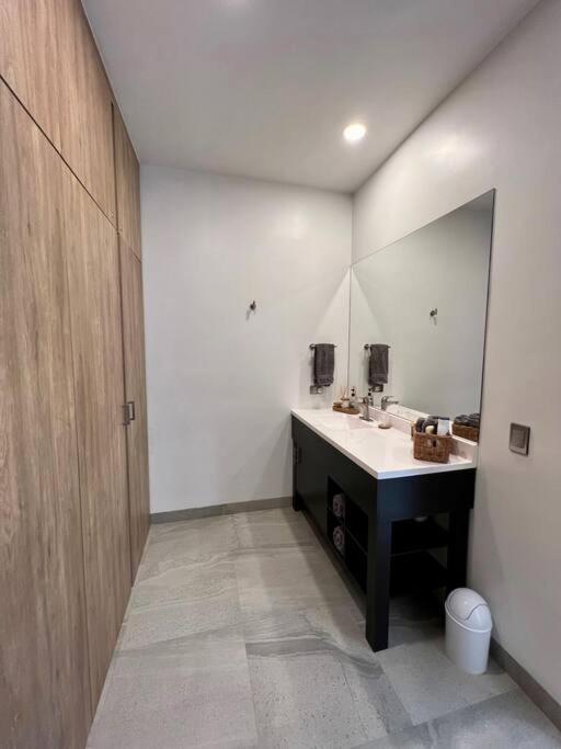 Apartment Pet Friendly 2br 2ba In Cabo San Lucas