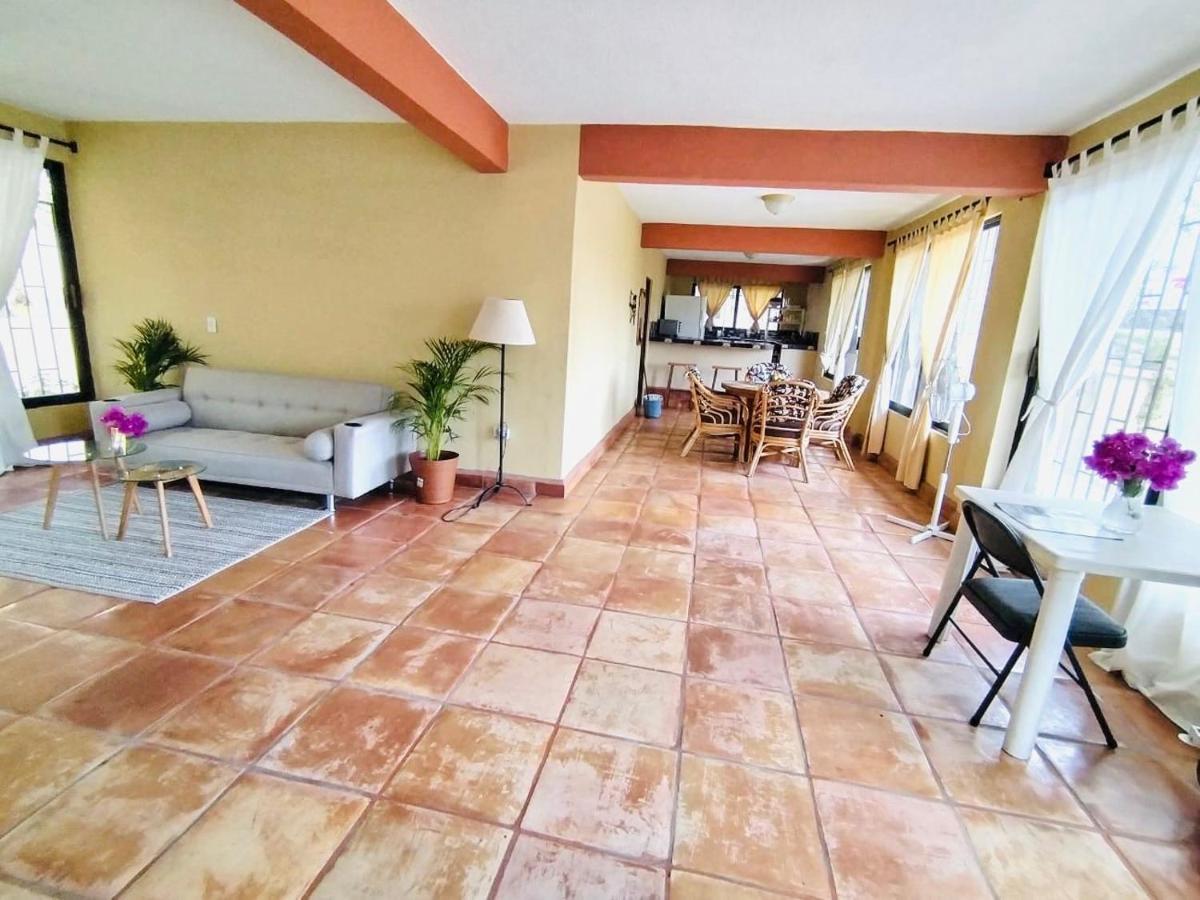 Casa Greg Beautiful 2 Bedroom House Adults Only Сasa de vacaciones