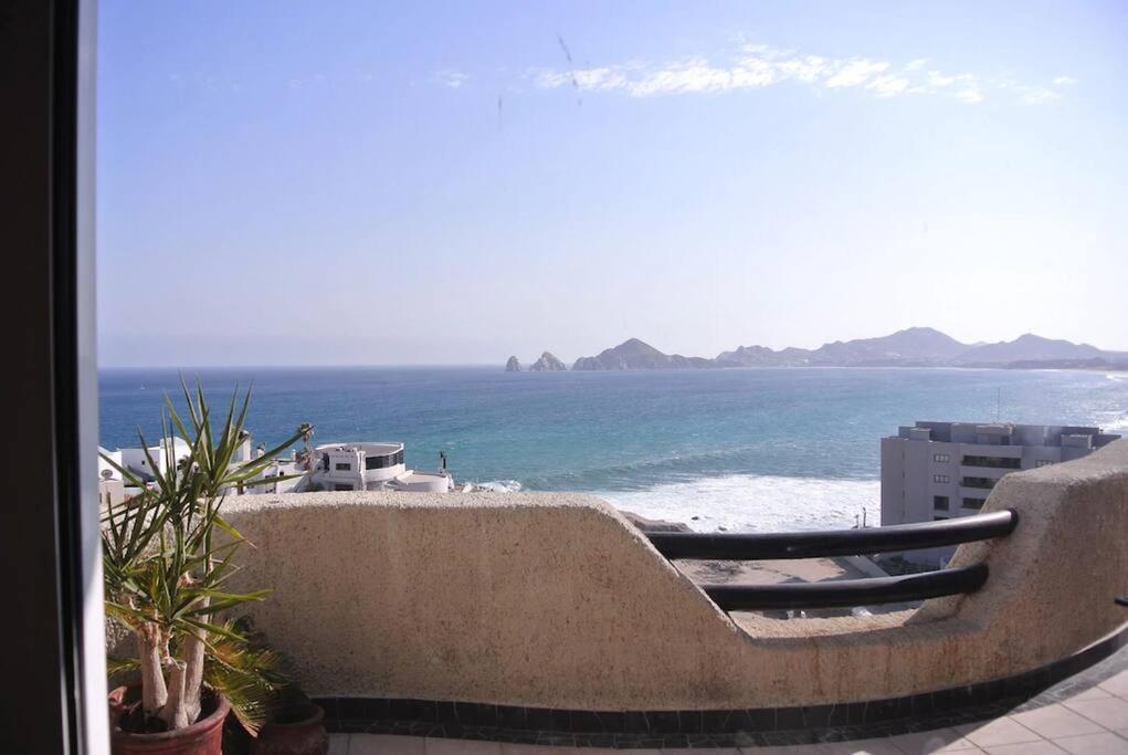 Apartamento Oceanfront Penthouse, 2 Masters, 2 Baths, Kitchen! *