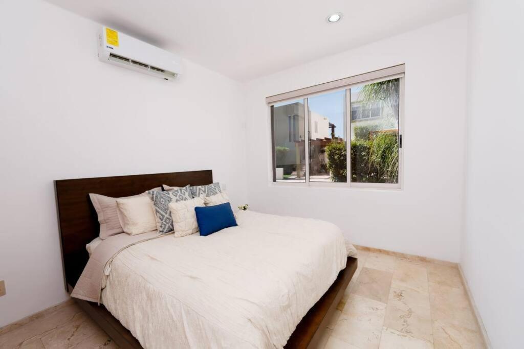 Sea View, King-size Bed, Wheelchair Access Cabo San Lucas