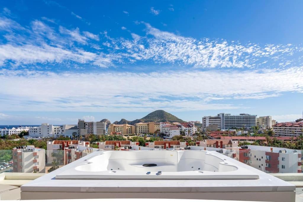 New 3br With Exceptional Location With Pool Apartment *