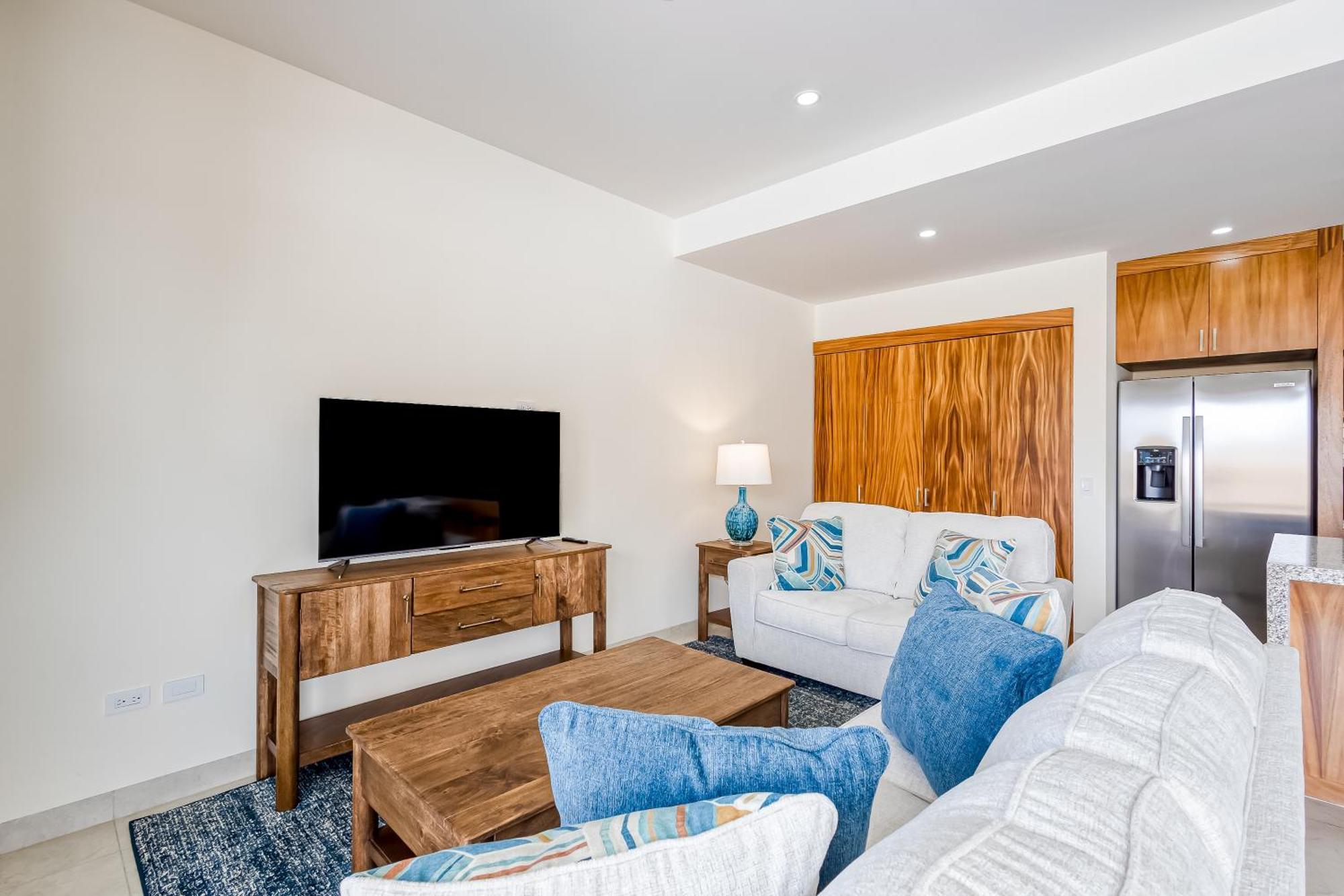Vista Mare Oasis Apartment