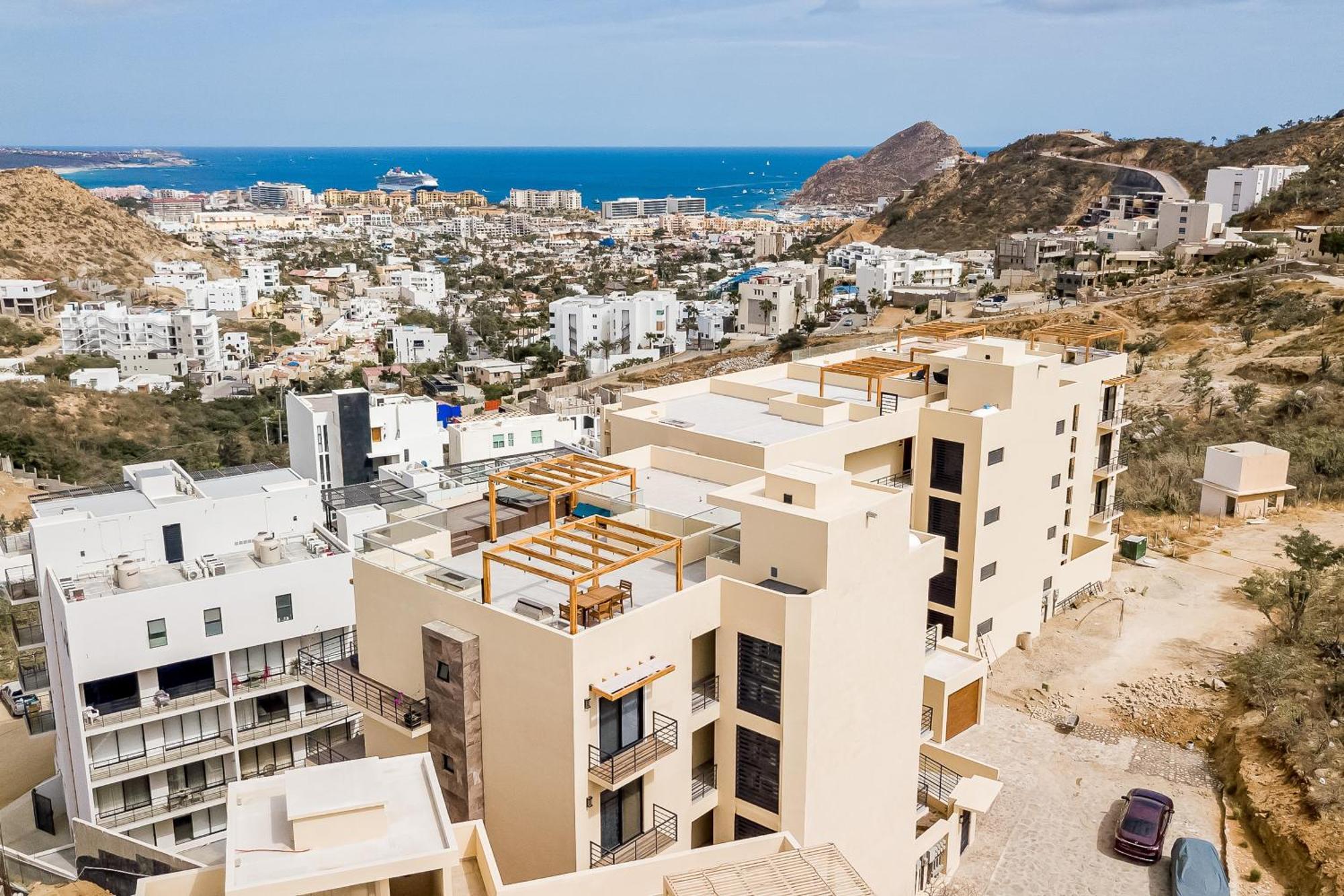 Vista Mare Oasis Apartment