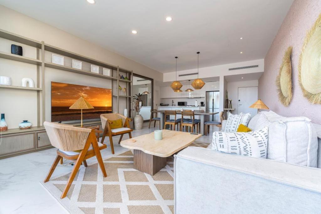 New 3br With Exceptional Location With Pool Apartment
