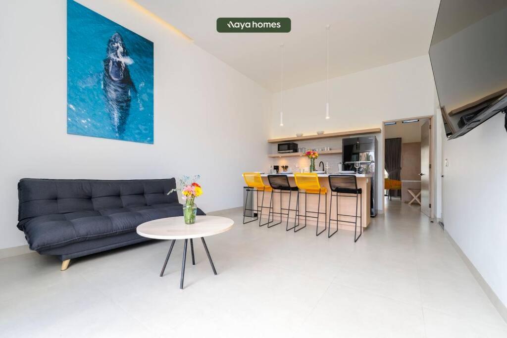 Near Marina - Downtown - Pool - King Apartment Cabo San Lucas