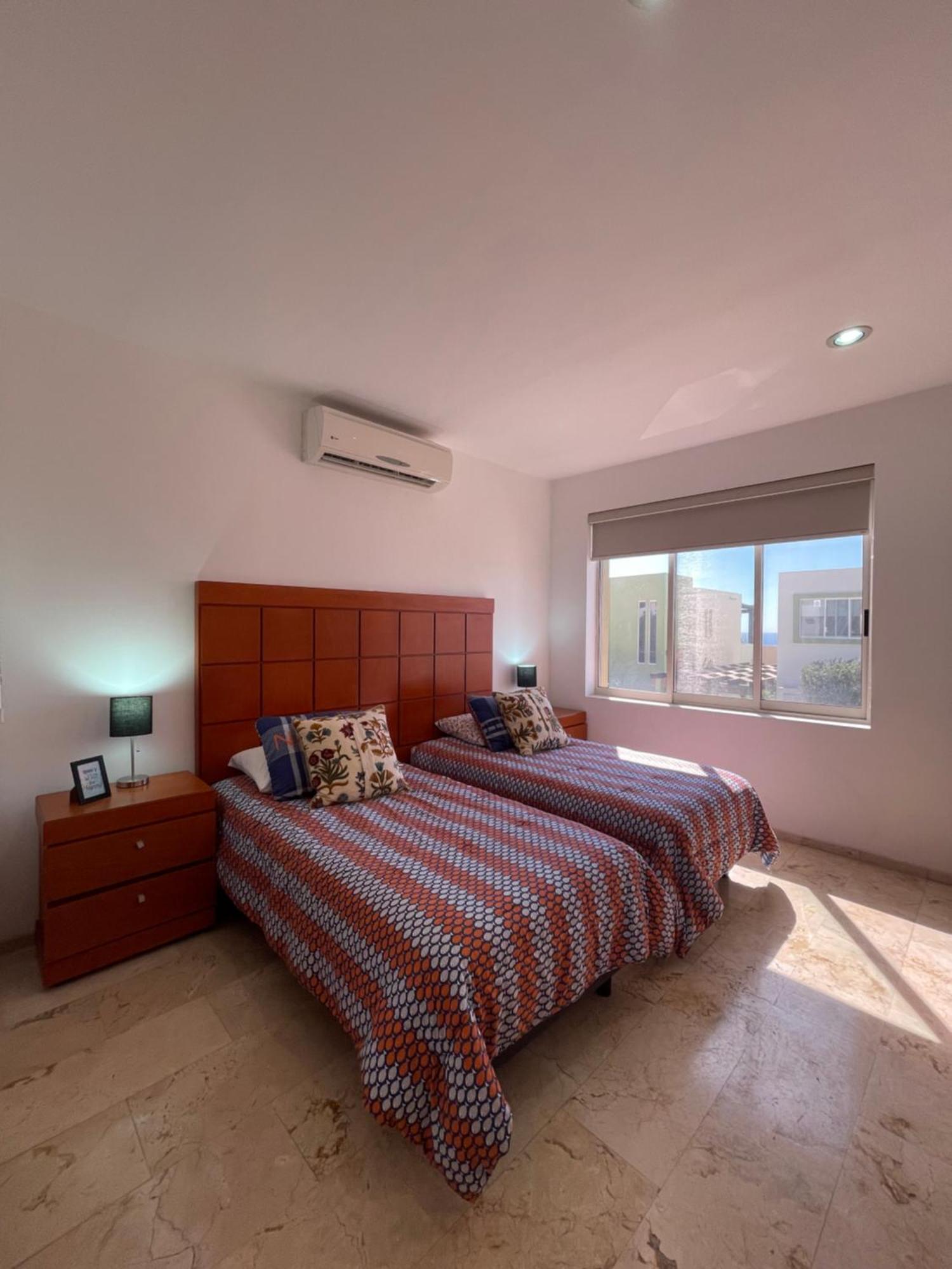 Sea View, King-size Bed, Wheelchair Access Villa