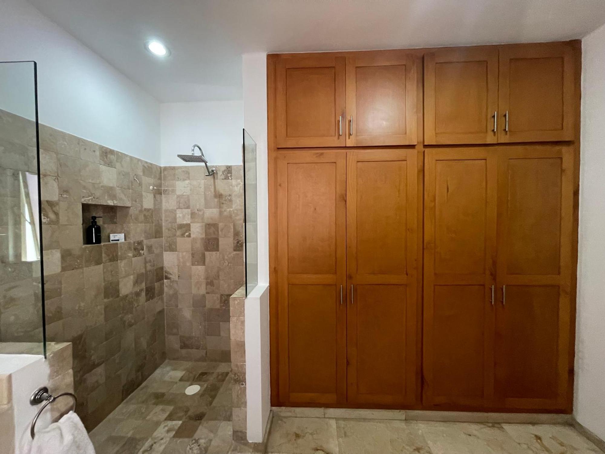 Sea View, King-size Bed, Wheelchair Access *