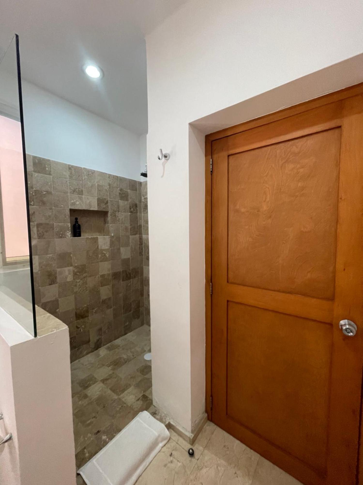 Sea View, King-size Bed, Wheelchair Access *