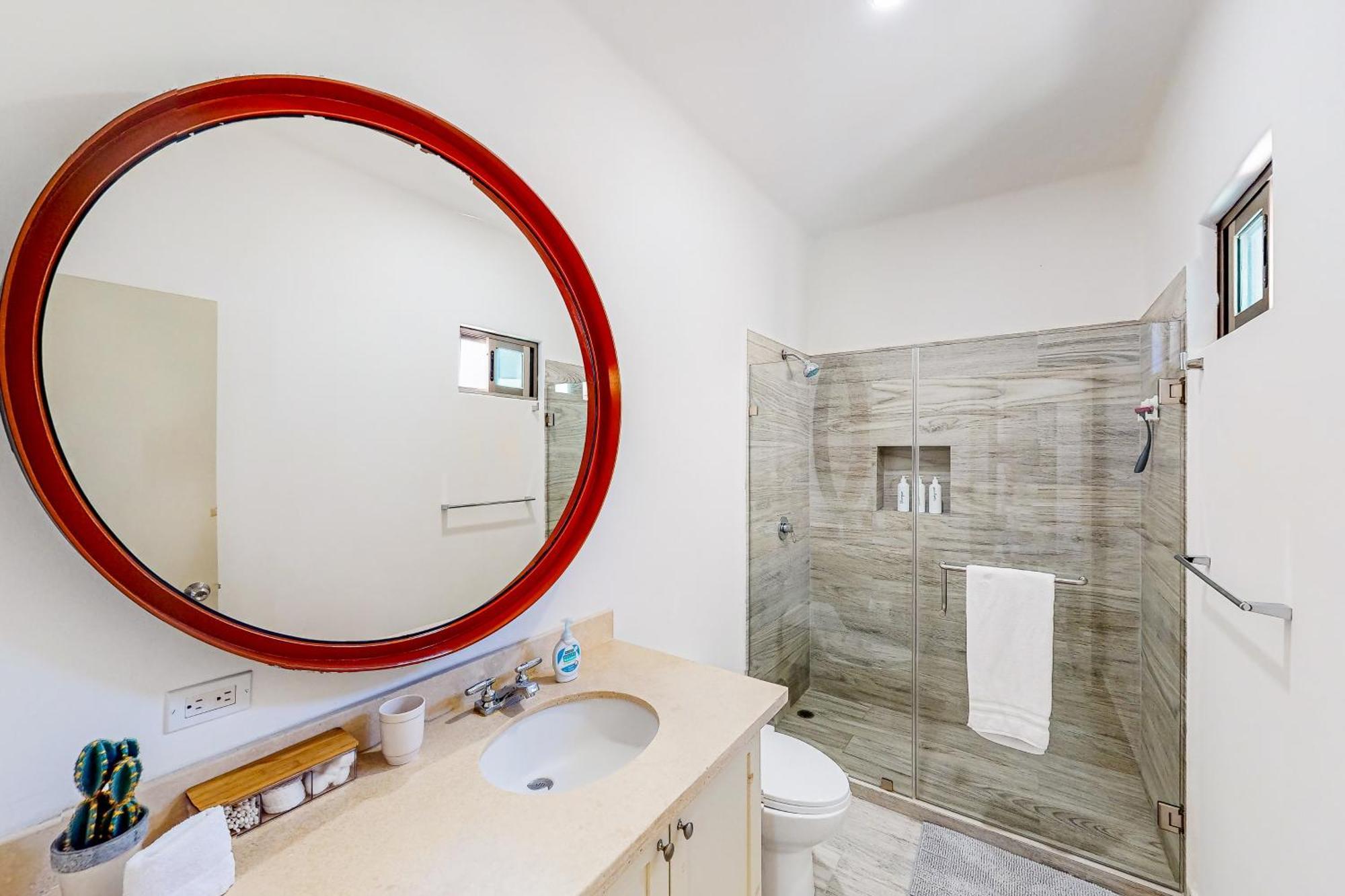 Rooftop Retreat At Colinas Del Tezal 202 Apartment *