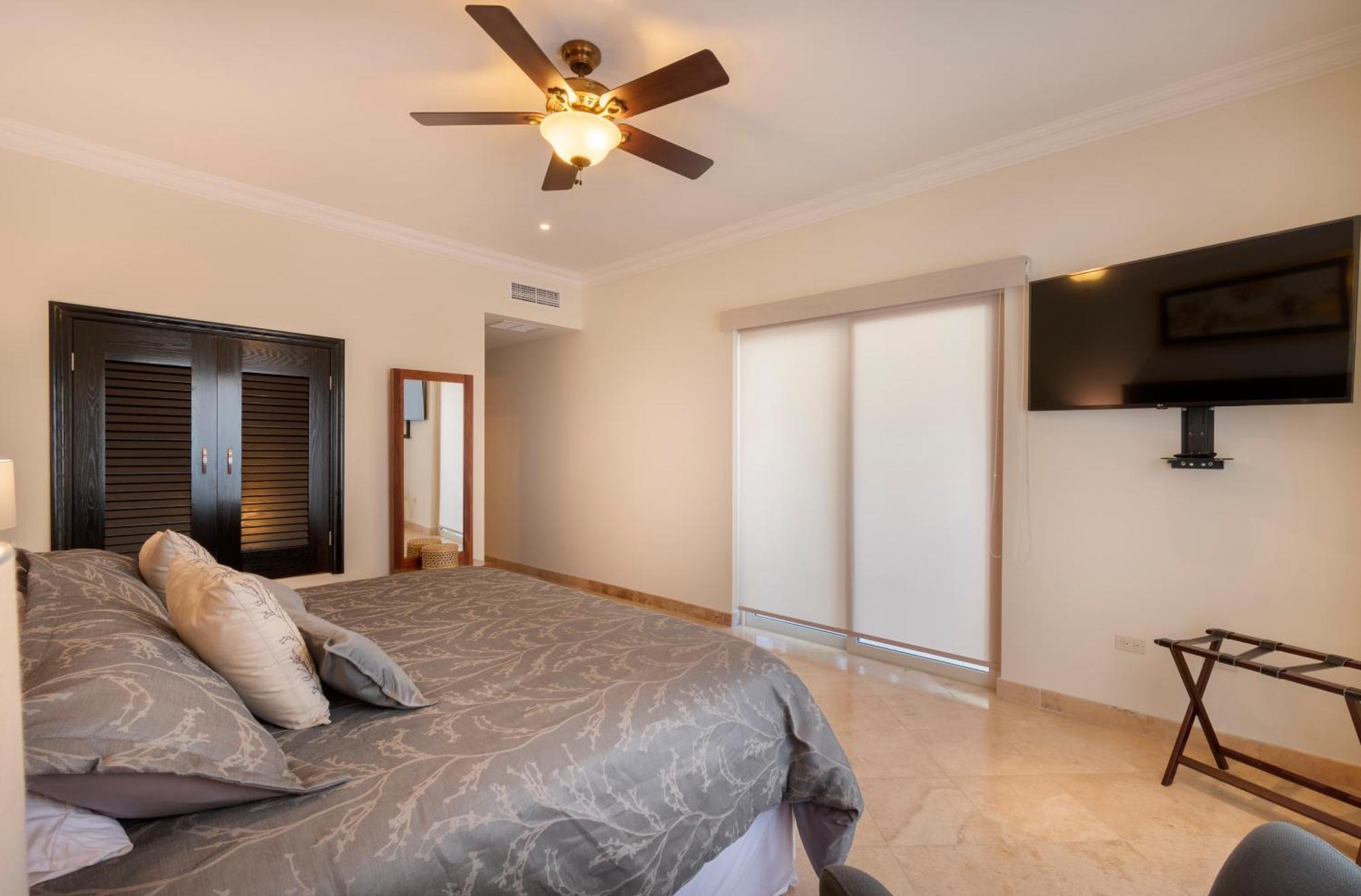 Apartment Paraiso - Luxurious New 300mt From The