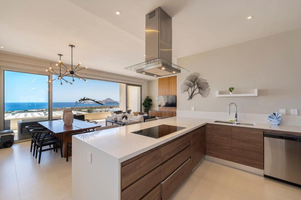 Stylish And Modern New 2br With Ocean Views