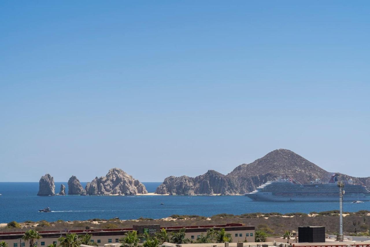 Apartment Stylish And Modern New 2br With Ocean Views