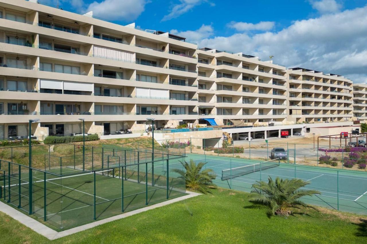 Stylish And Modern New 2br With Ocean Views Apartment