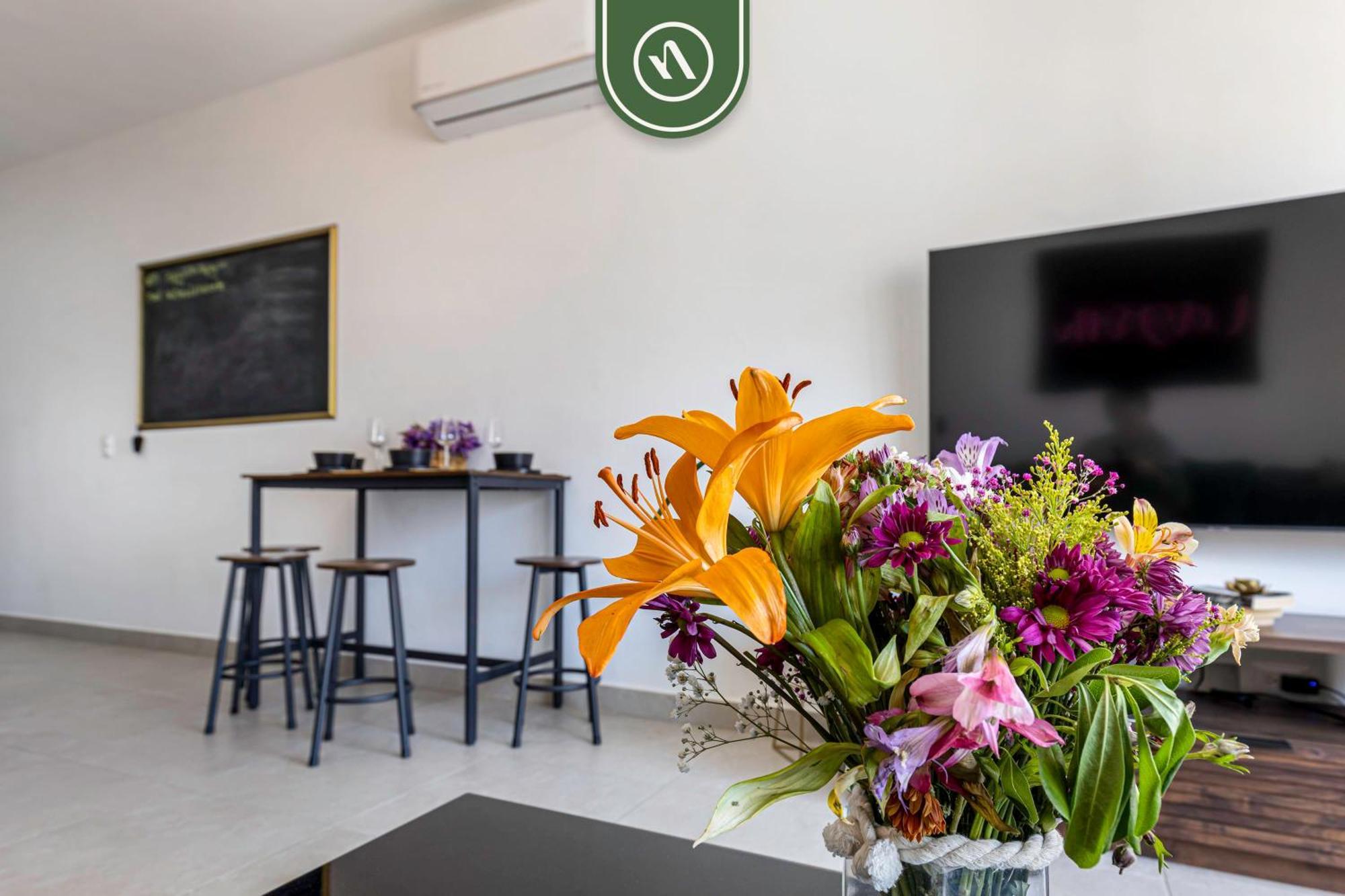 Apartment Amazing 2br With Rooftop Pool - Bbq *