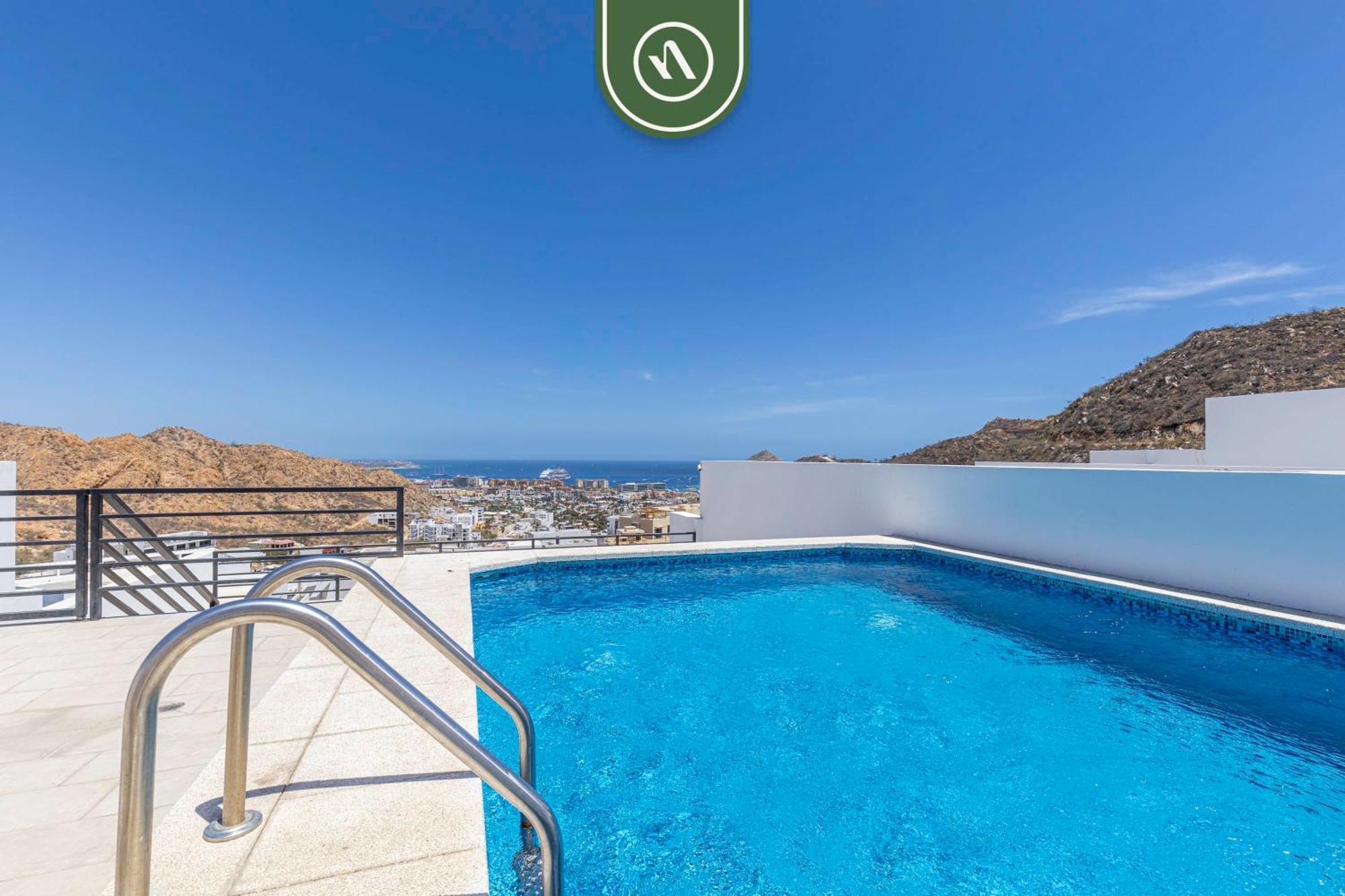 Amazing 2br With Rooftop Pool - Bbq Apartment *