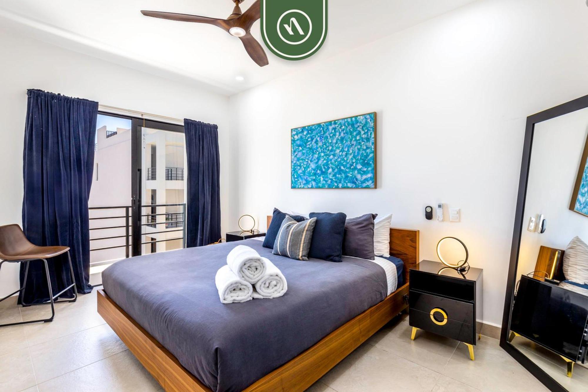 Amazing 2br With Rooftop Pool - Bbq
