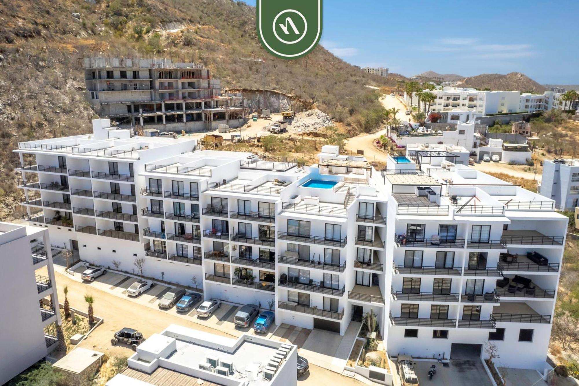 Amazing 2br With Rooftop Pool - Bbq Cabo San Lucas