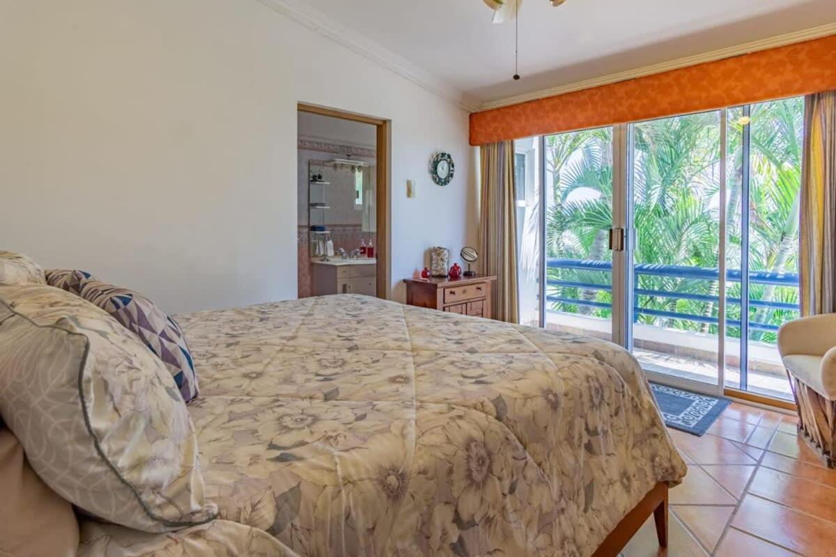 Calafia Spacious W Private Tennis Villa *