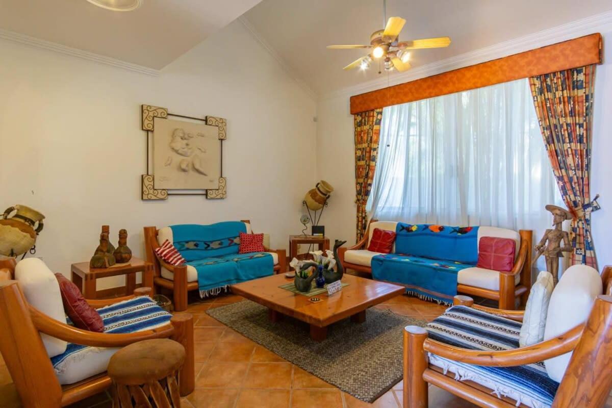 Calafia Spacious W Private Tennis