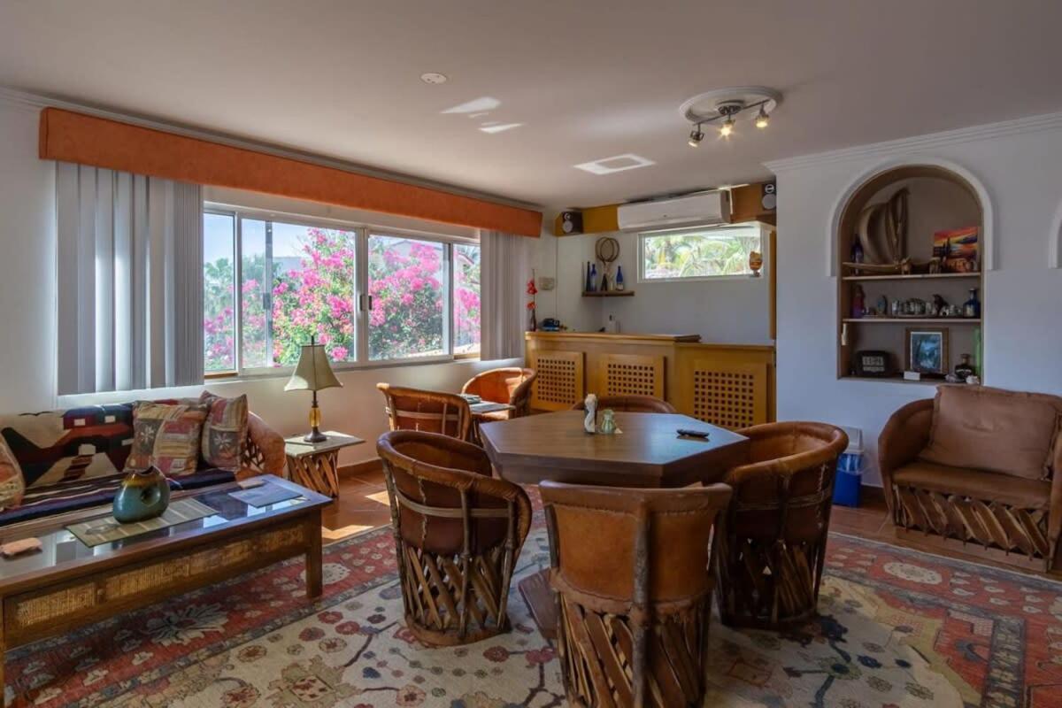 Calafia Spacious W Private Tennis Villa *