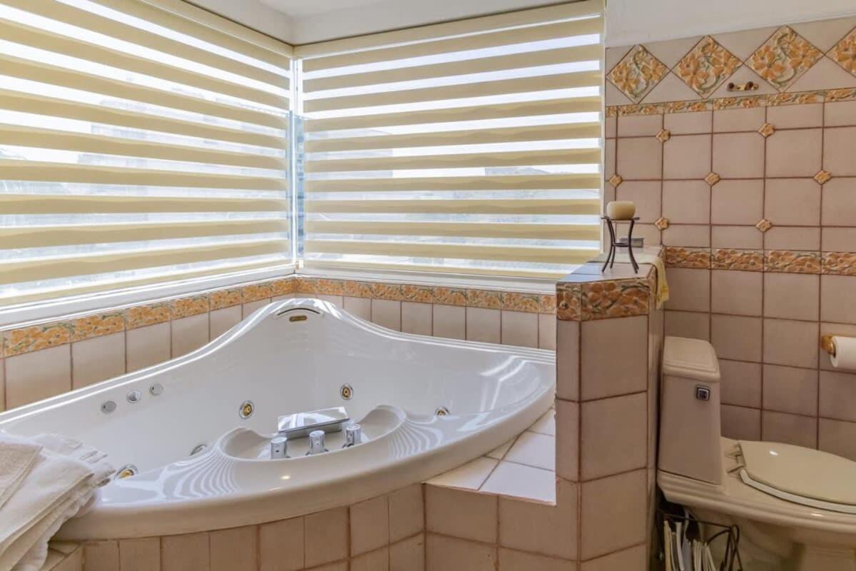 Calafia Spacious W Private Tennis *