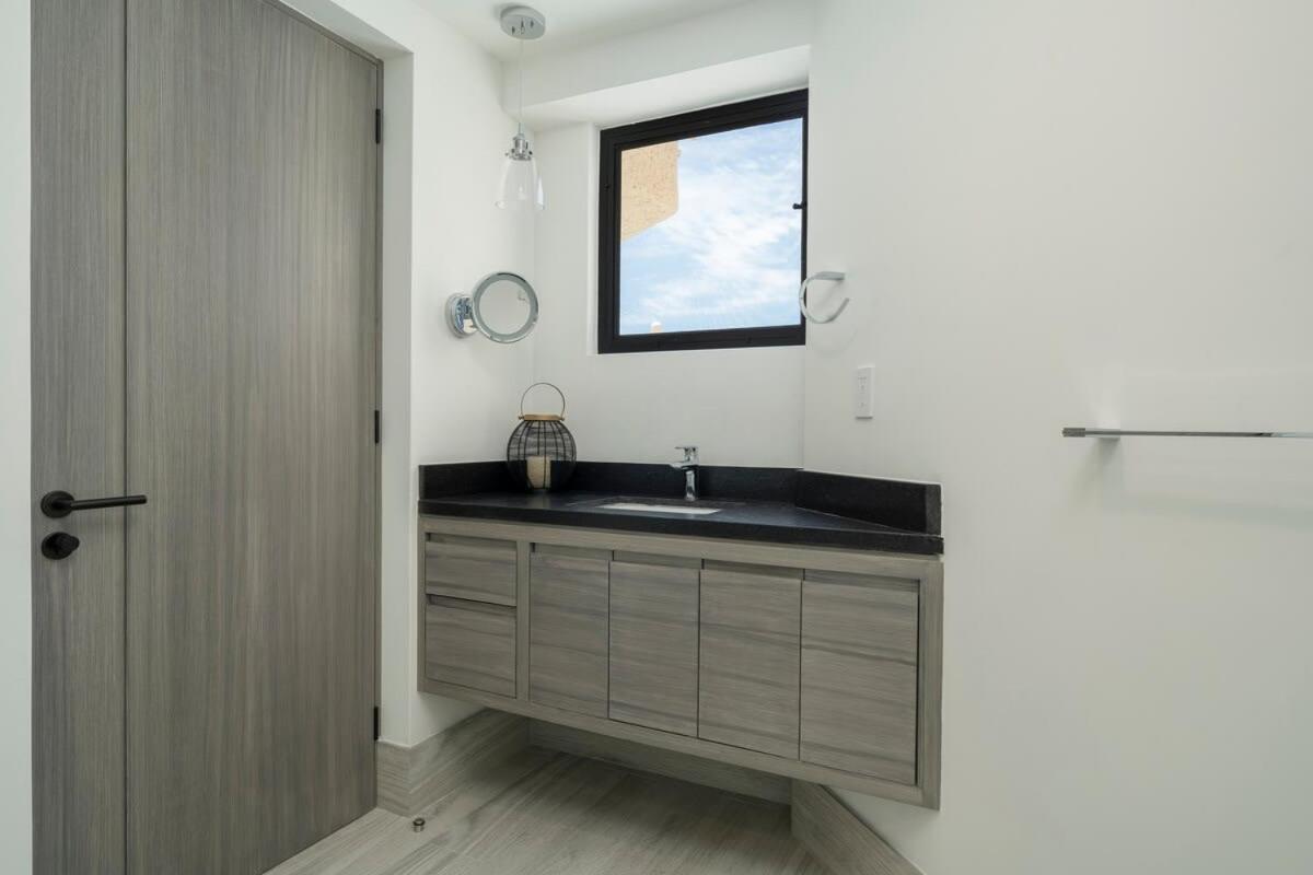 Holiday home Unit 150- Casa Kelly - Oceanfront Fully Renovated *