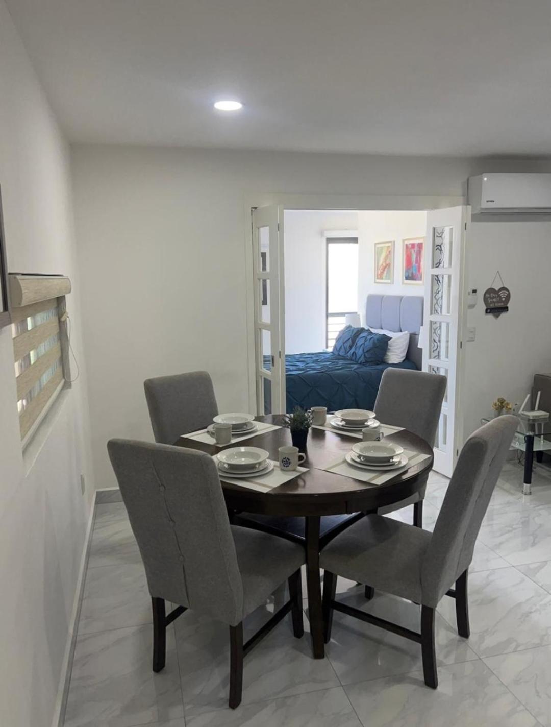 Elegant In An Upscale Building Aparthotel Cabo San Lucas