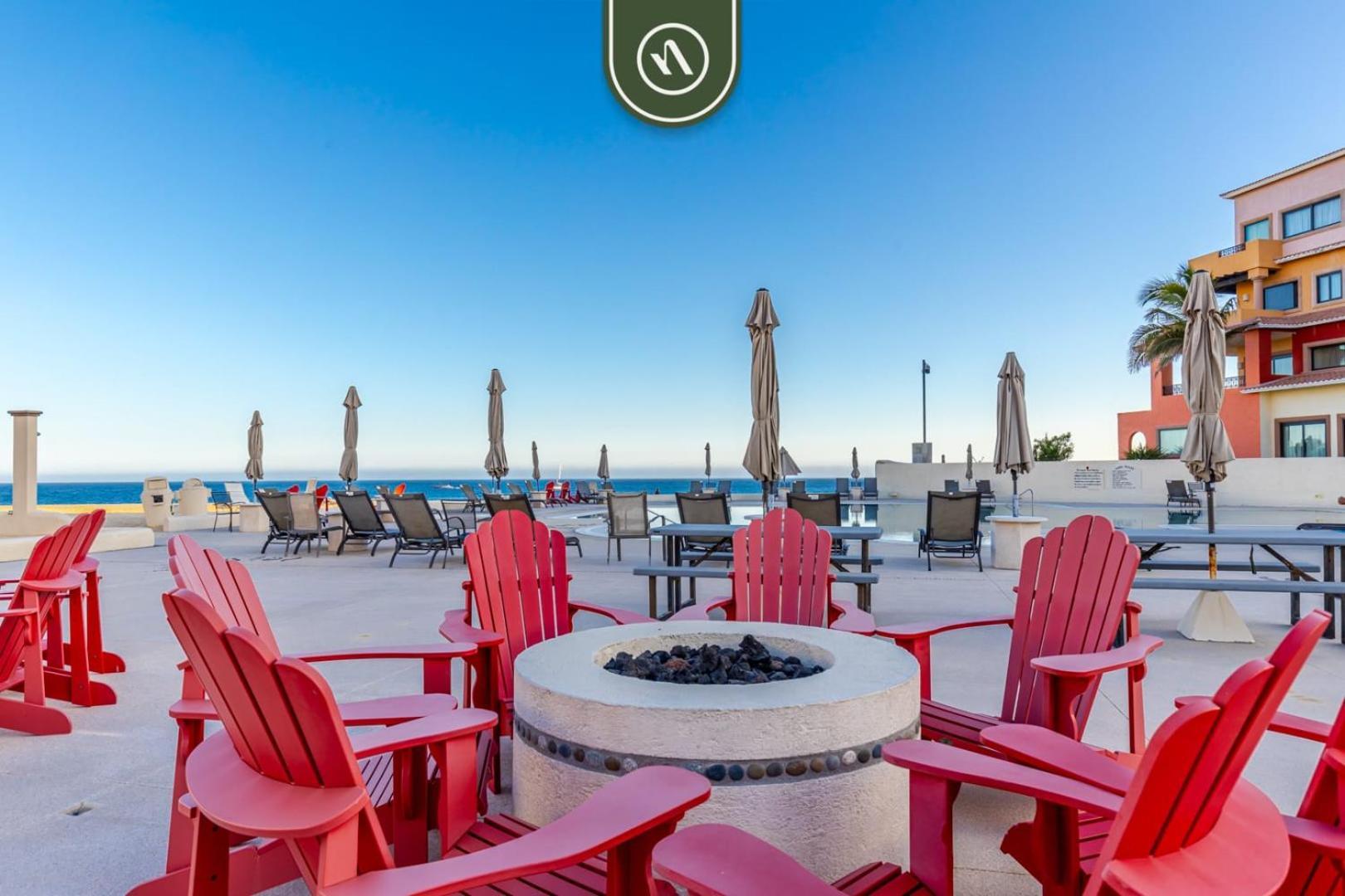 Mexican-style 3 Bedroom - Oceanfront Pool - Apartamento Cabo San Lucas
