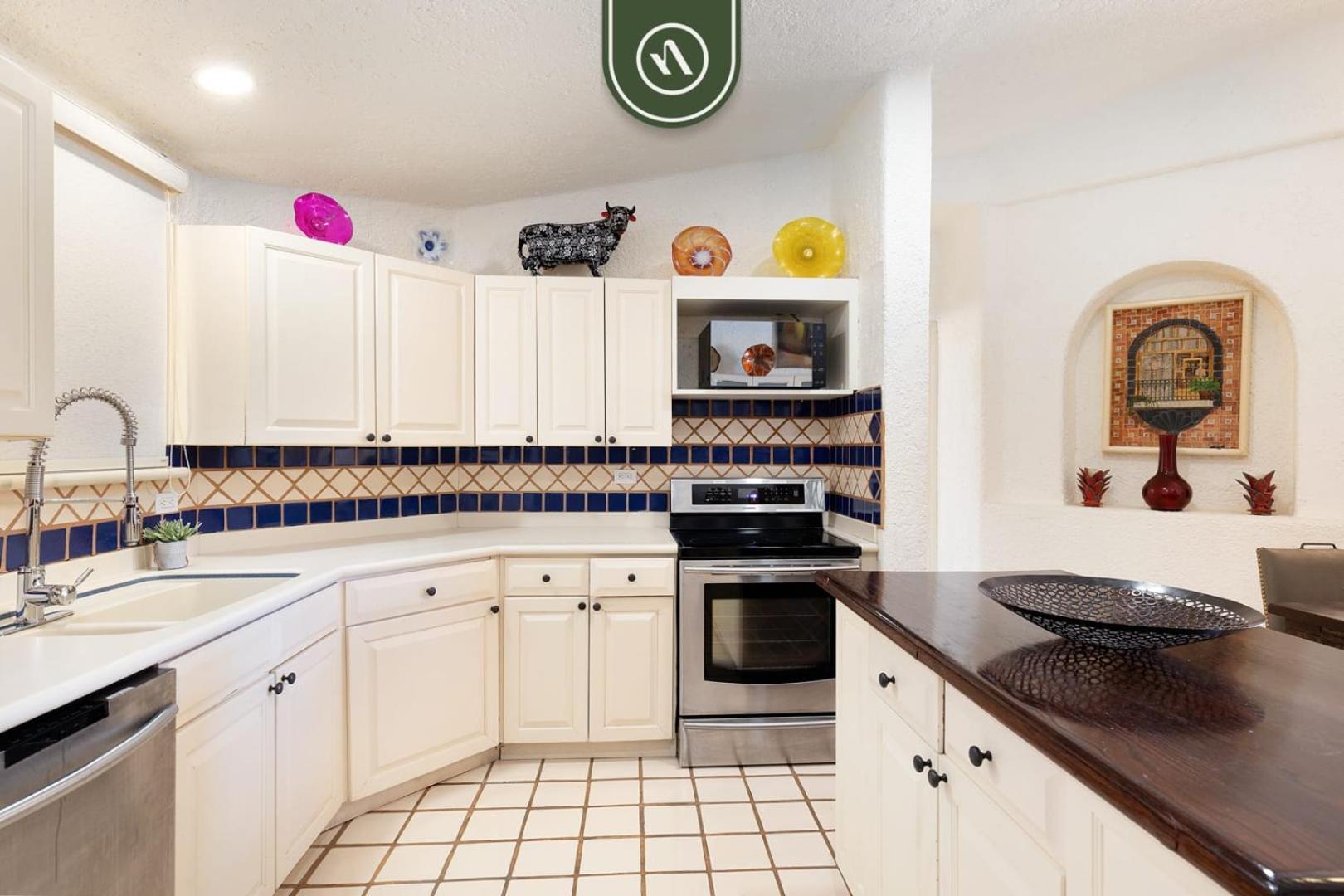 Apartamento Mexican-style 3 Bedroom - Oceanfront Pool - Cabo San Lucas