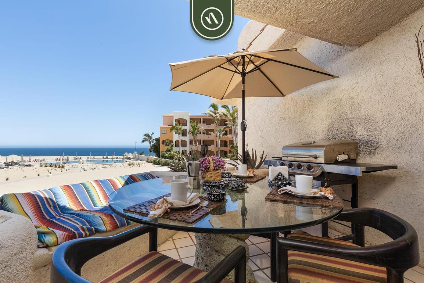 Mexican-style 3 Bedroom - Oceanfront Pool - Apartamento *