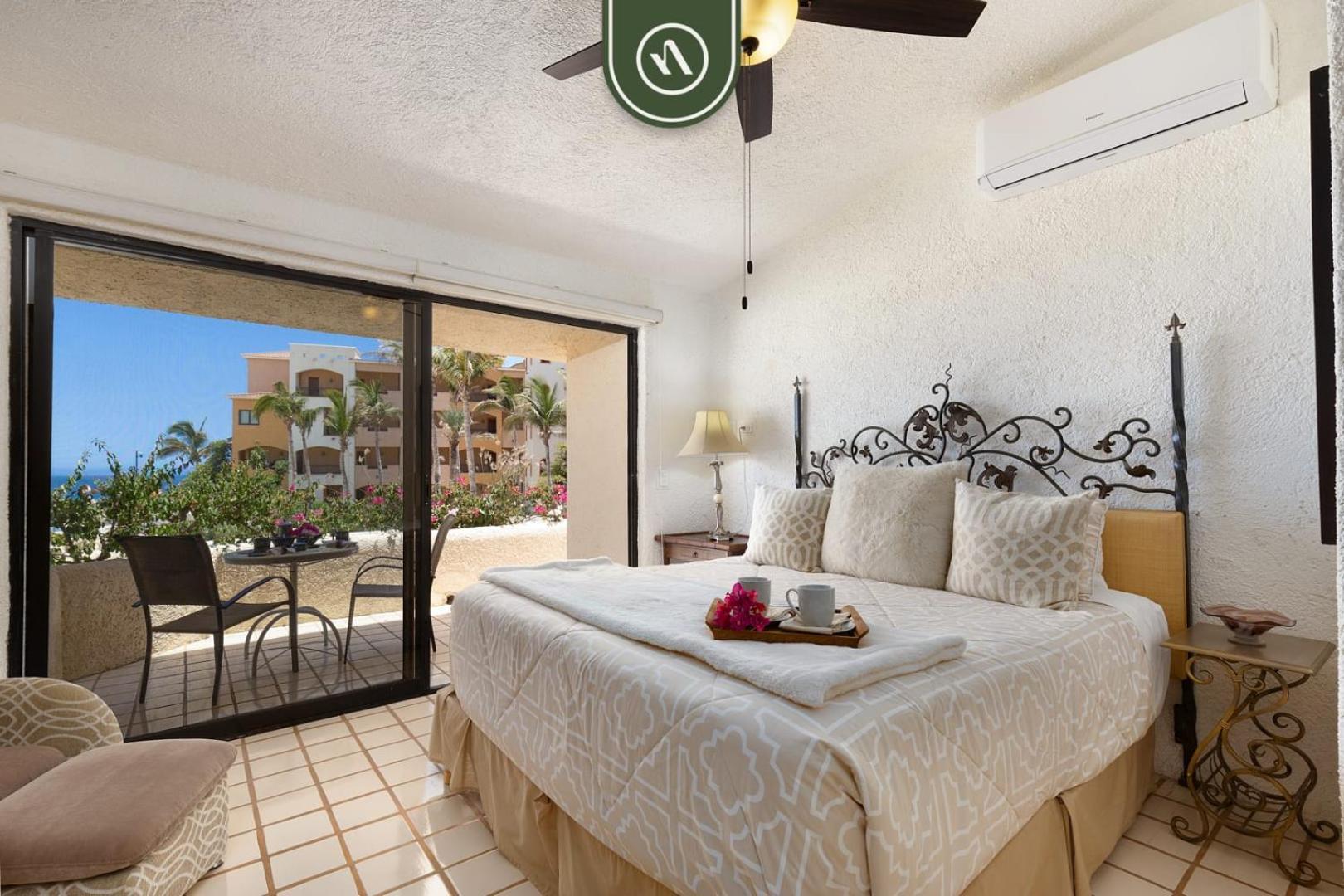 Mexican-style 3 Bedroom - Oceanfront Pool - Apartamento Cabo San Lucas