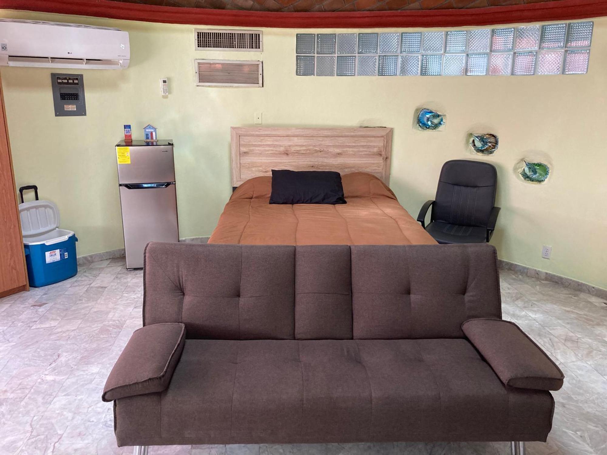 Guest house Bungalow And Surf