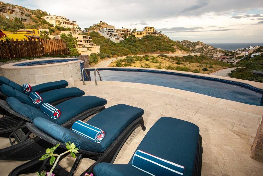 De 6 Recamaras Con Vistas Al Mar En Pedregal *